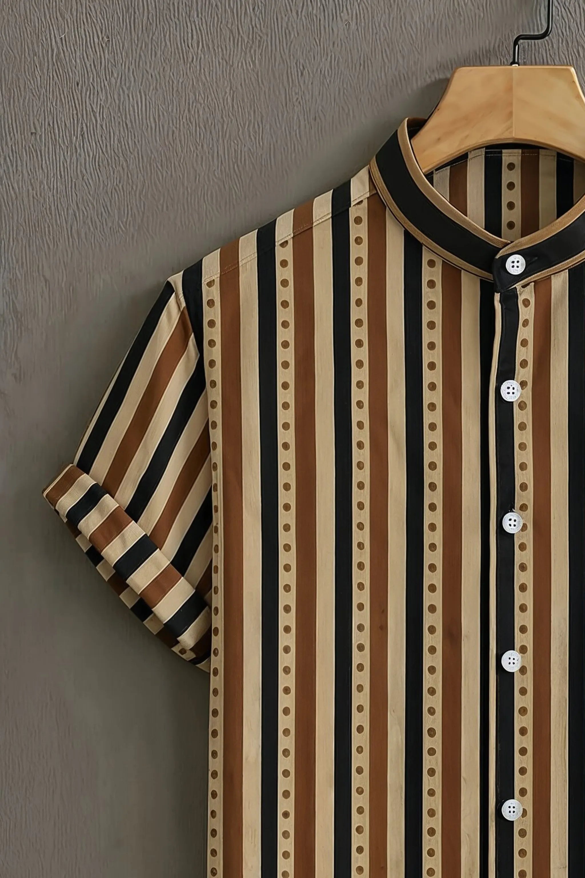 Men's Beige Casual Shirt with Vintage Striped Print
